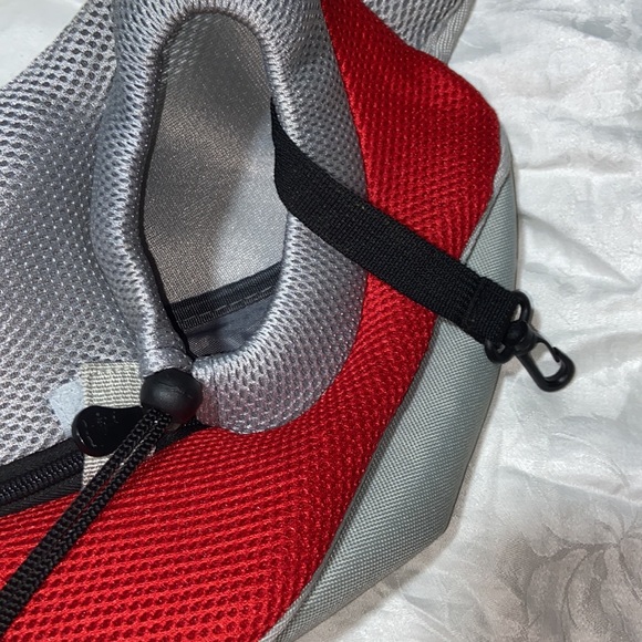 Nwot Pet Sling Carrier Small Dogs/Cats Adjustable Strap Mesh Hand Free - Picture 8 of 13